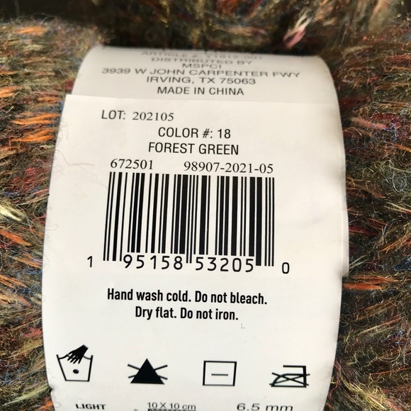 Loops & Threads Cozy Wool Tweed in Forest Green - Picture 7 of 8